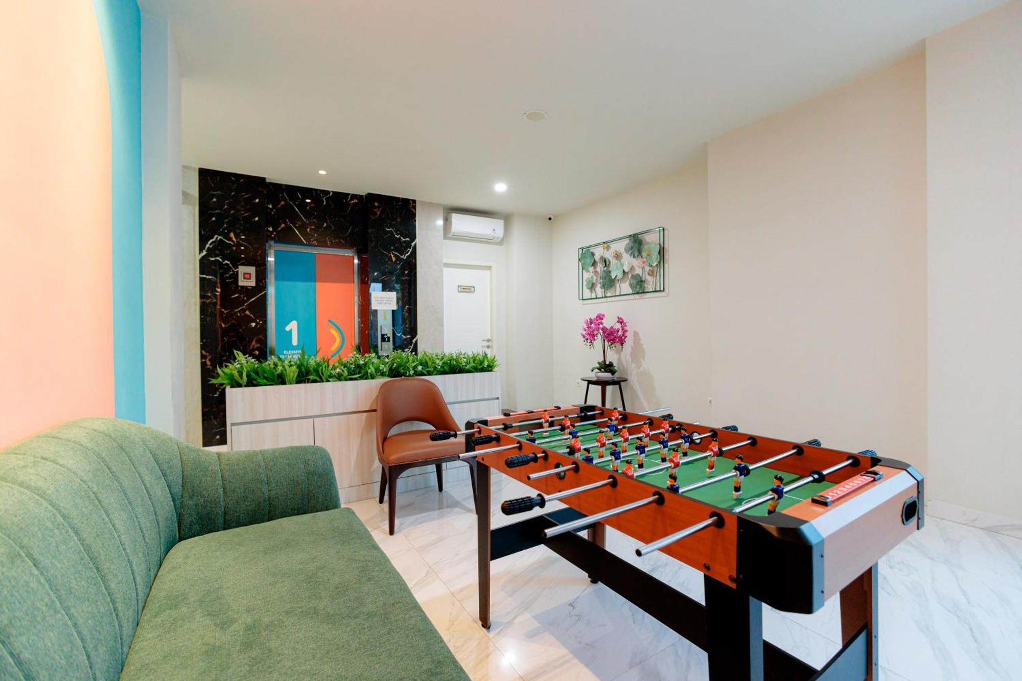 Sans Hotel 88 Andalan Surabaya By Reddoorz Экстерьер фото