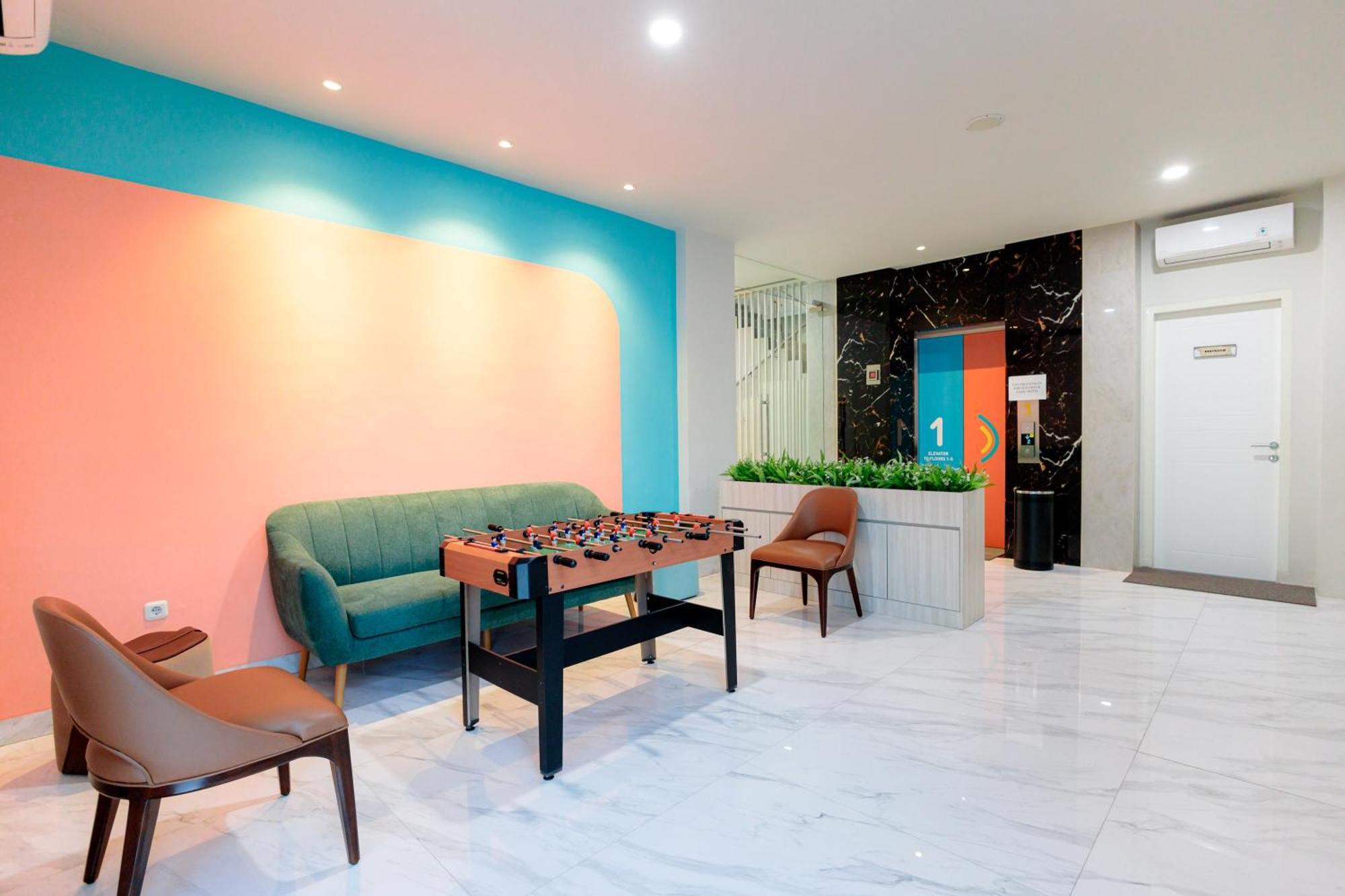 Sans Hotel 88 Andalan Surabaya By Reddoorz Экстерьер фото